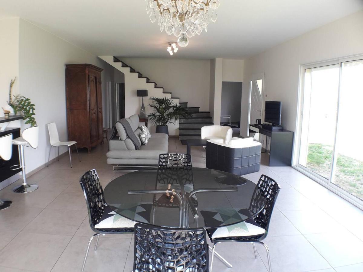 Villa 170 M² Entre Lyon Et St Etienne Saint-Martin-la-Plaine Esterno foto